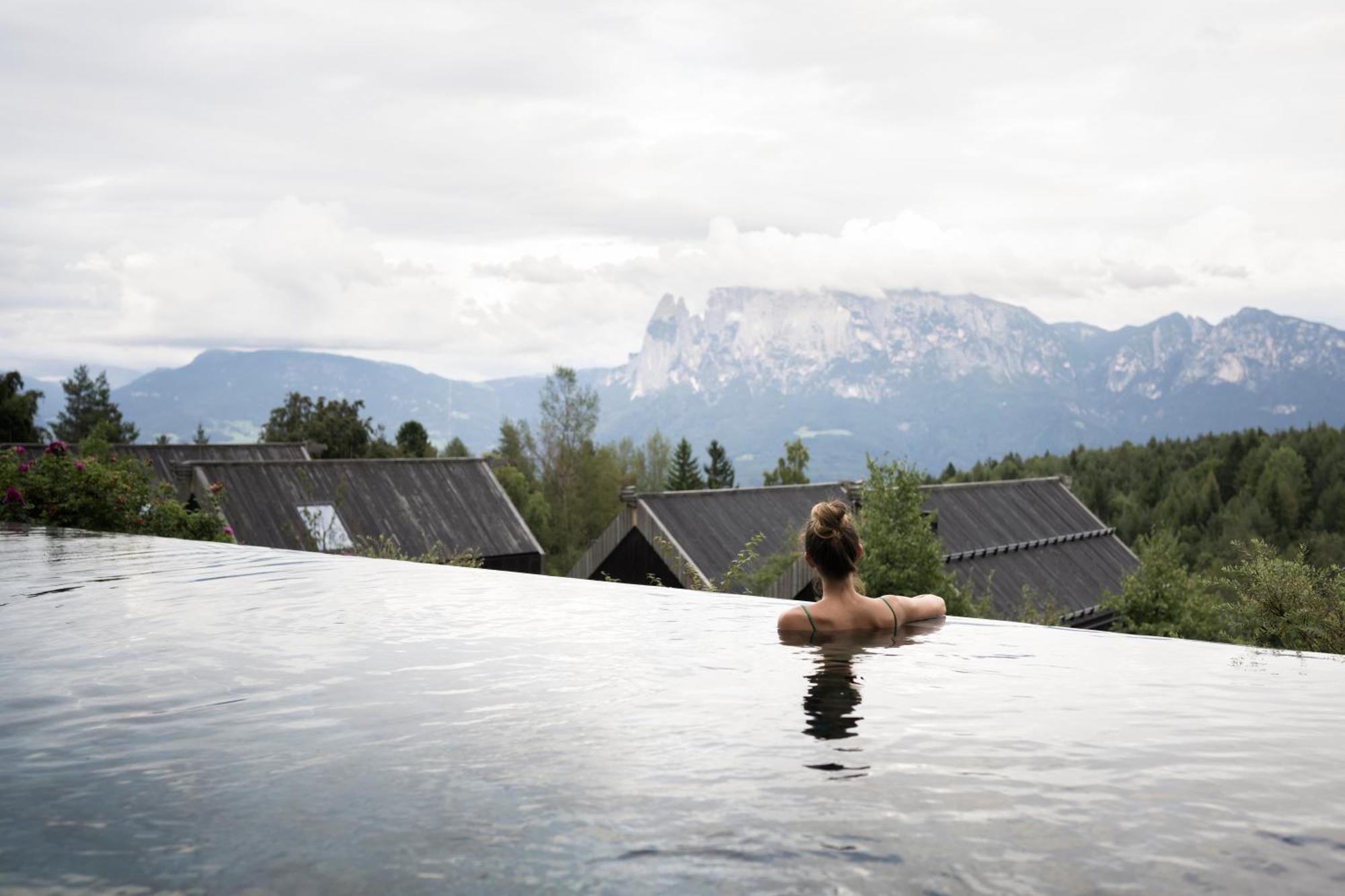 Adler Lodge Ritten โซปราบอลซาโน ภายนอก รูปภาพ